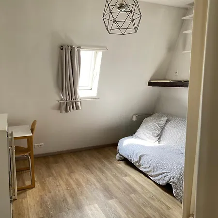 Ruederennes Apartment